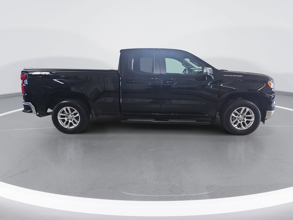 Certified 2024 Chevrolet Silverado 1500 LT AWD/4WD image 2