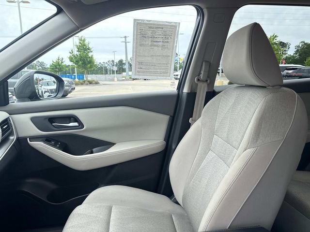 Used 2025 Nissan Rogue SV image 22