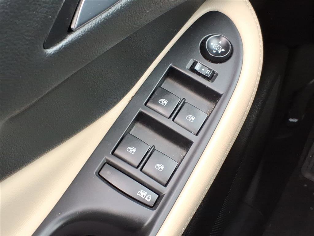 Used 2018 Buick Envision Preferred AWD/4WD image 16