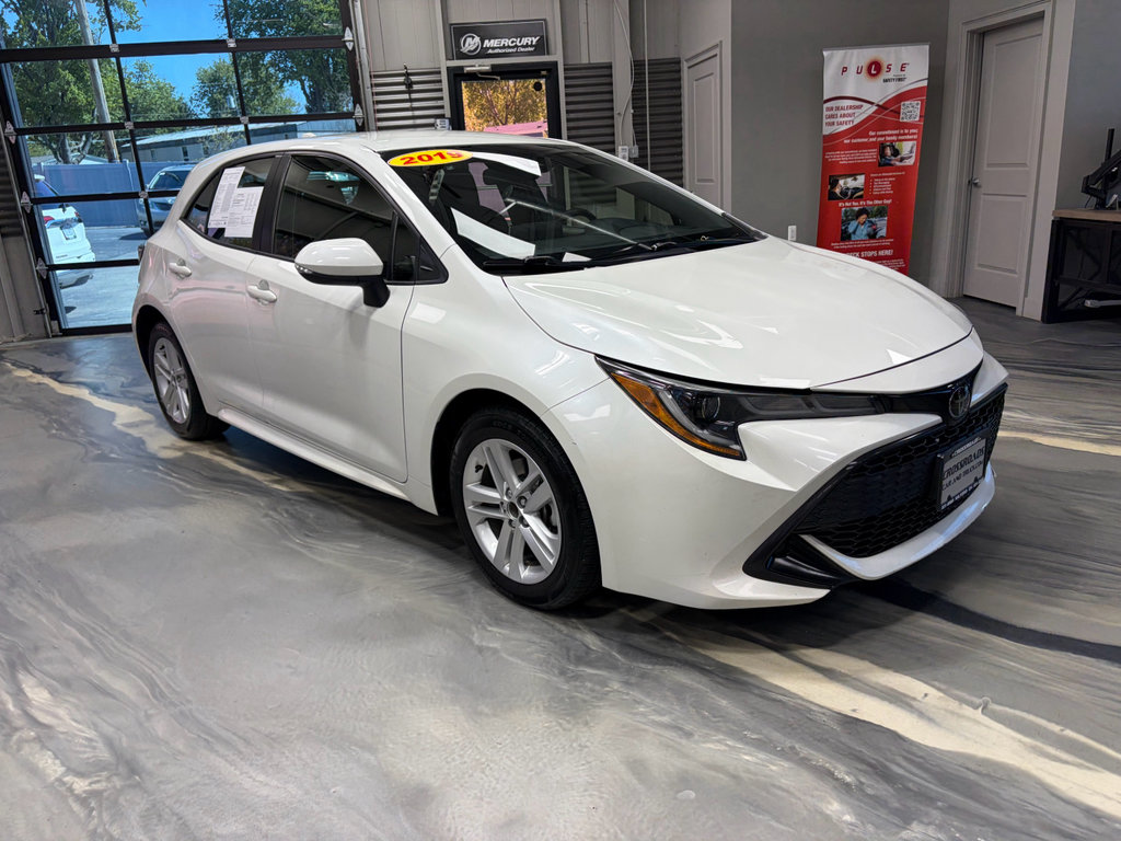 Used 2019 Toyota Corolla SE FWD image 1