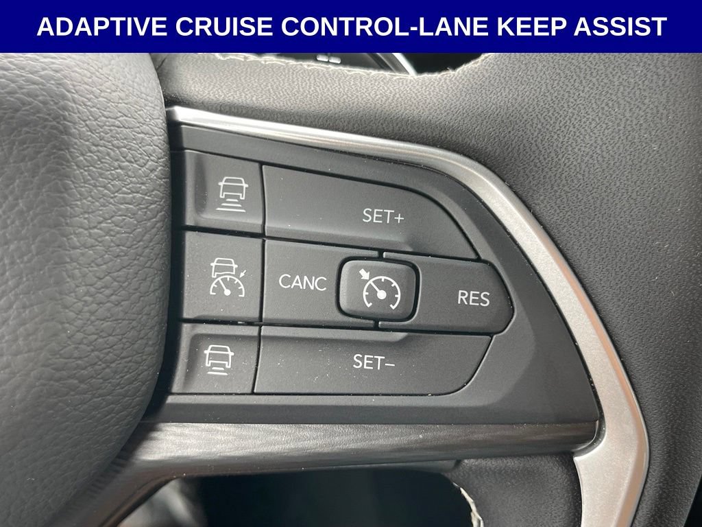Certified 2026 Jeep Grand Cherokee Laredo RWD image 12