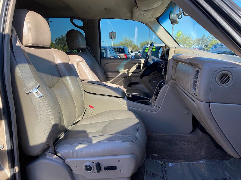Used 2004 Chevrolet Silverado 2500 LT image 14