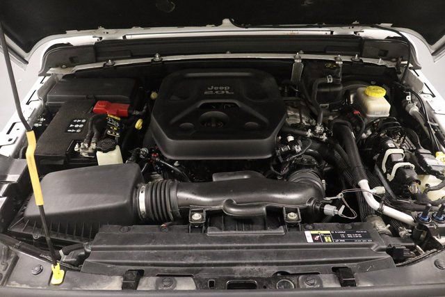 Used 2020 Jeep Wrangler Unlimited Sahara image 22