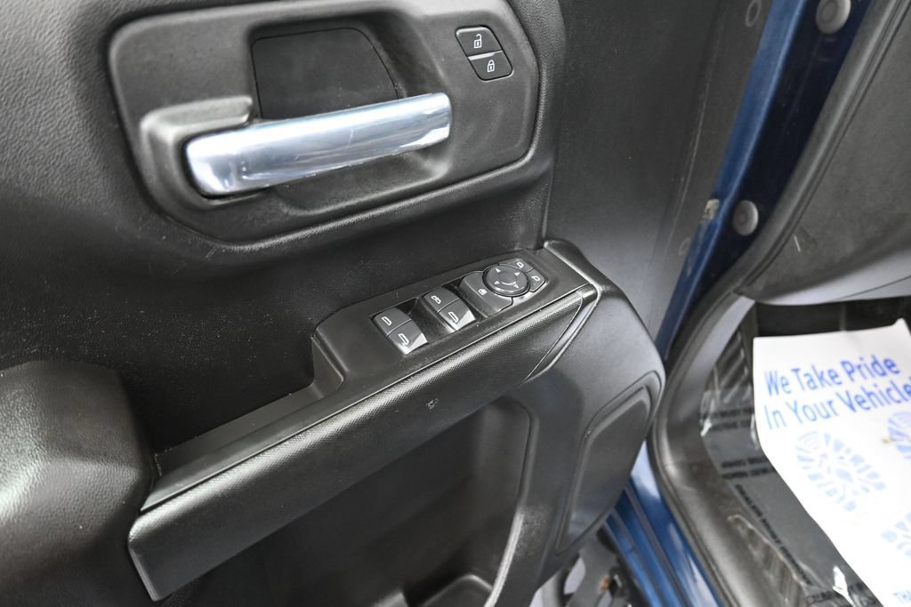 Used 2021 Chevrolet Silverado 1500 Custom AWD/4WD image 18