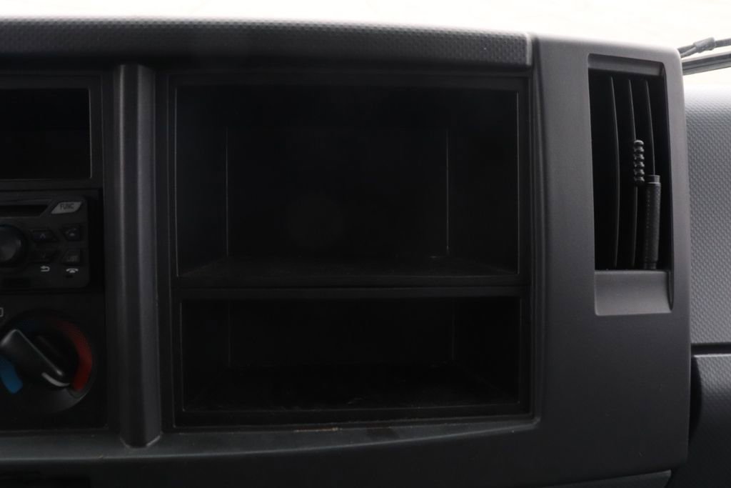 Used 2020 Isuzu NPR image 20