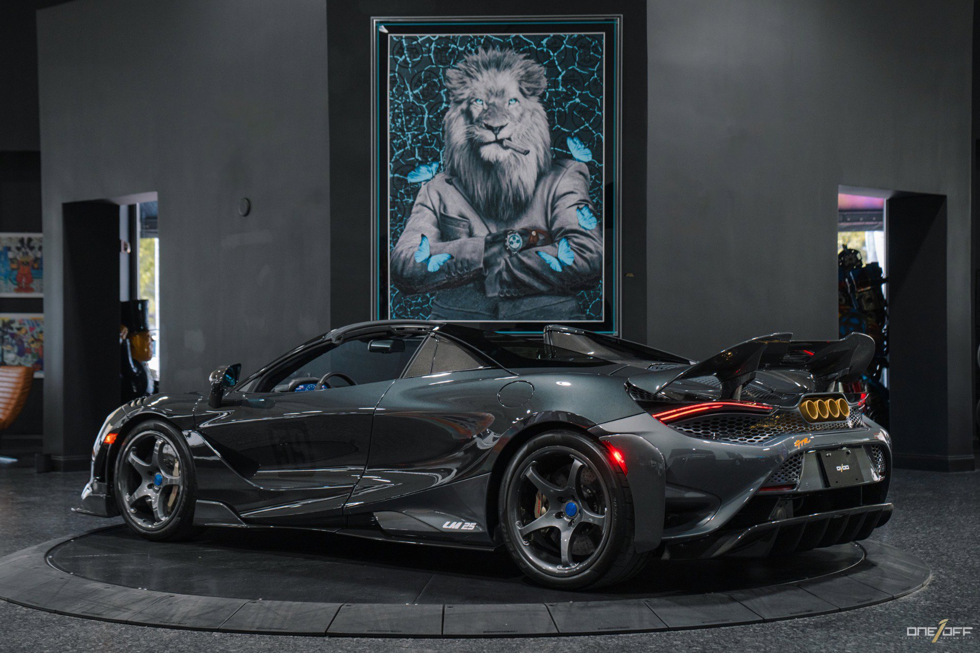 Used 2022 McLaren 765LT image 44