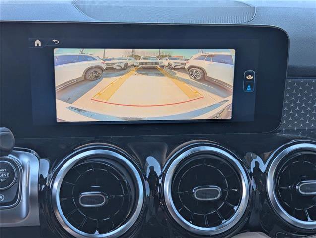 New 2026 Mercedes-Benz GLB 250 image 12