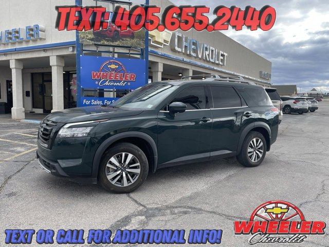 Used 2023 Nissan Pathfinder SL w/ Black Appearance Package image 27