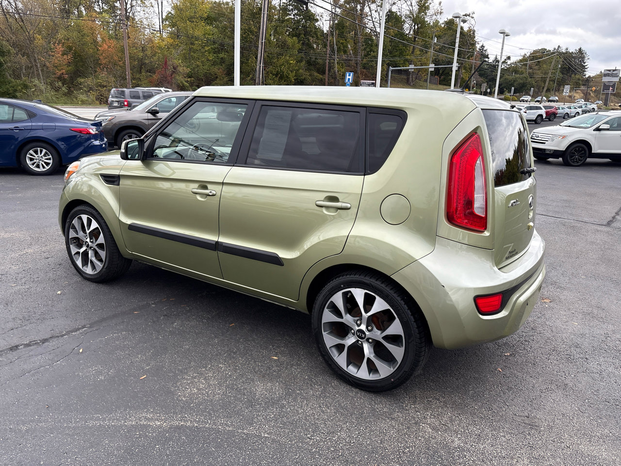 Used 2013 Kia Soul ! image 7