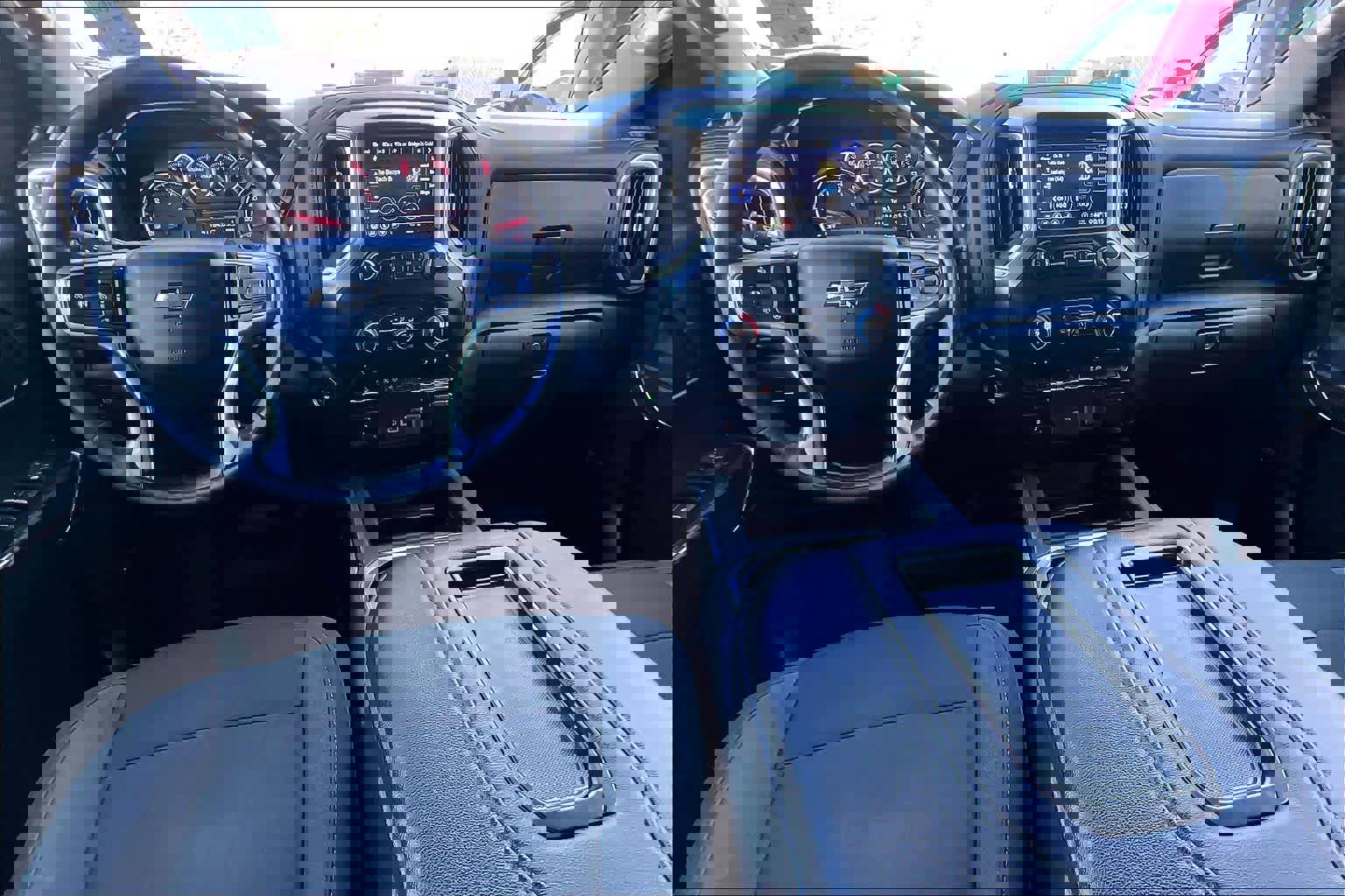 Used 2020 Chevrolet Silverado 1500 RST image 14