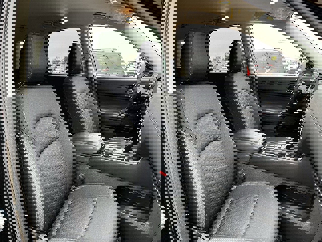 Used 2024 Nissan Pathfinder S w/ Cargo Package image 24