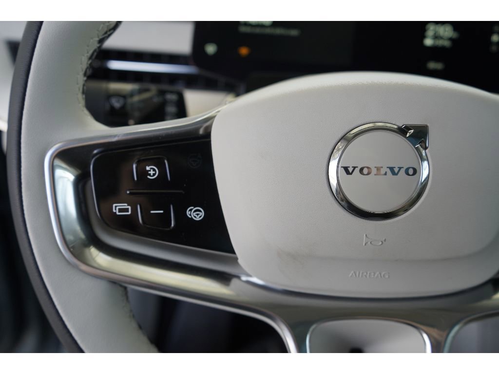 New 2025 Volvo EX90 Ultra image 14