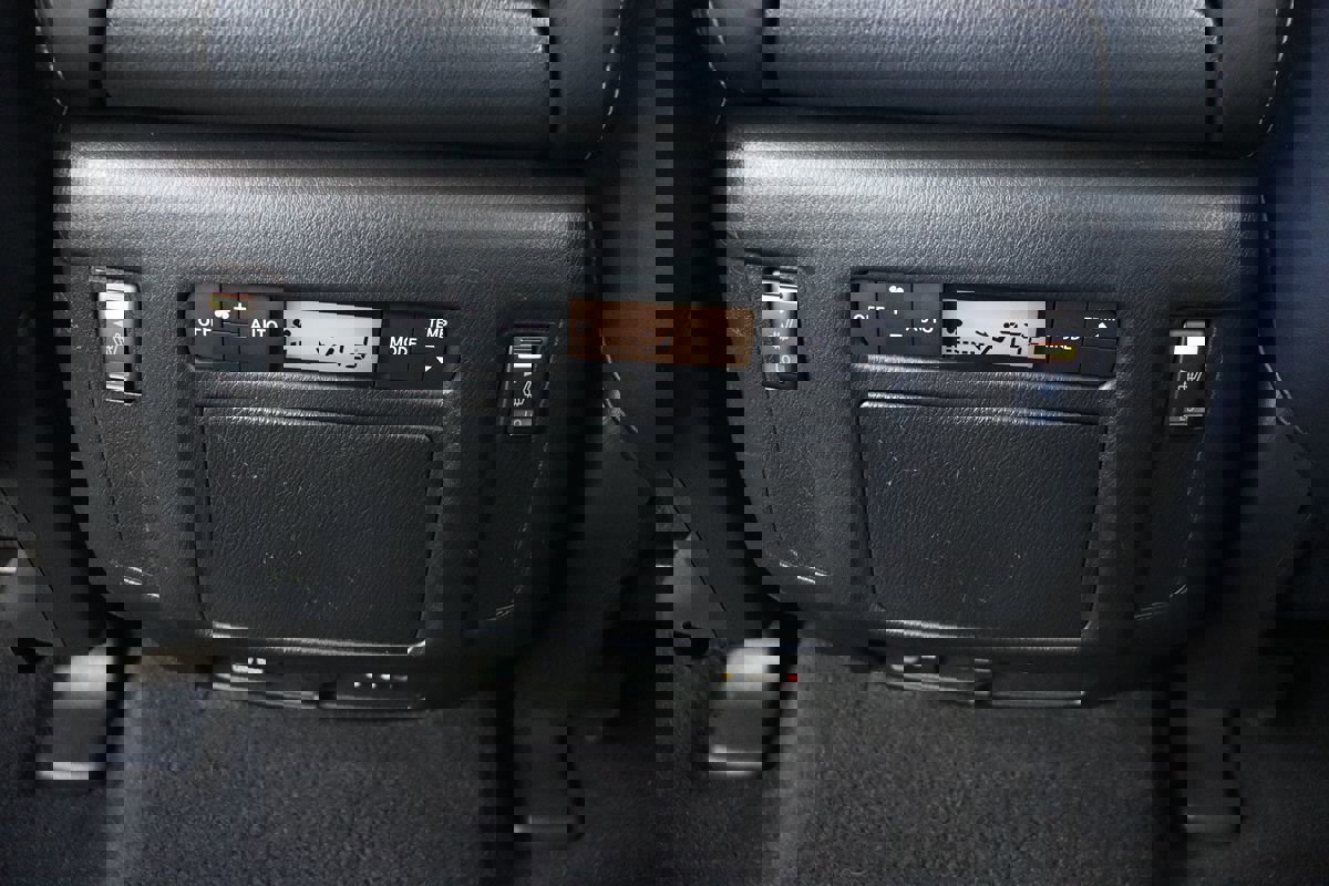 Used 2016 INFINITI QX80 Luxe w/ 22" Wheel Package image 33