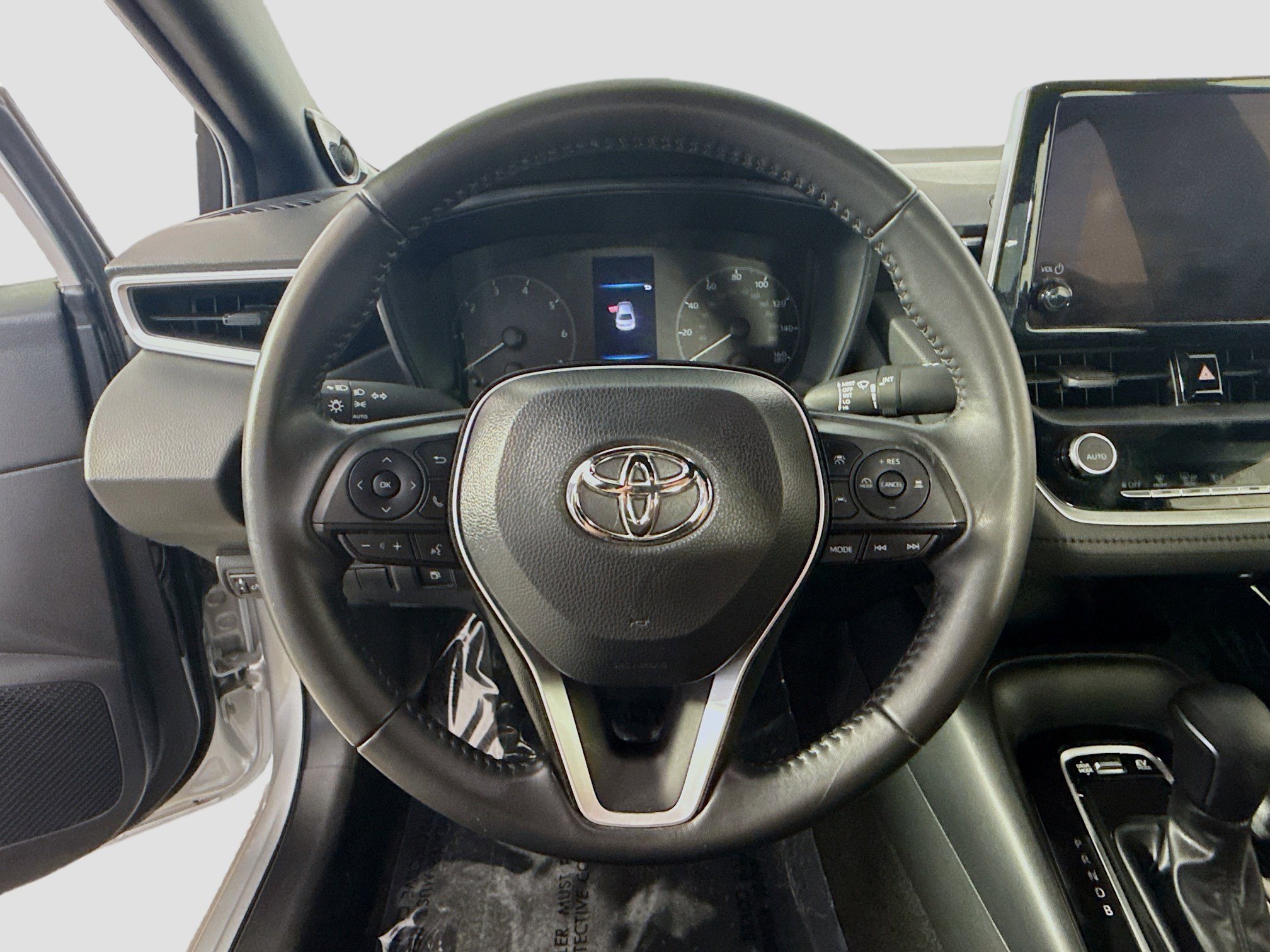 Used 2024 Toyota Corolla SE w/ Convenience Package FWD image 13