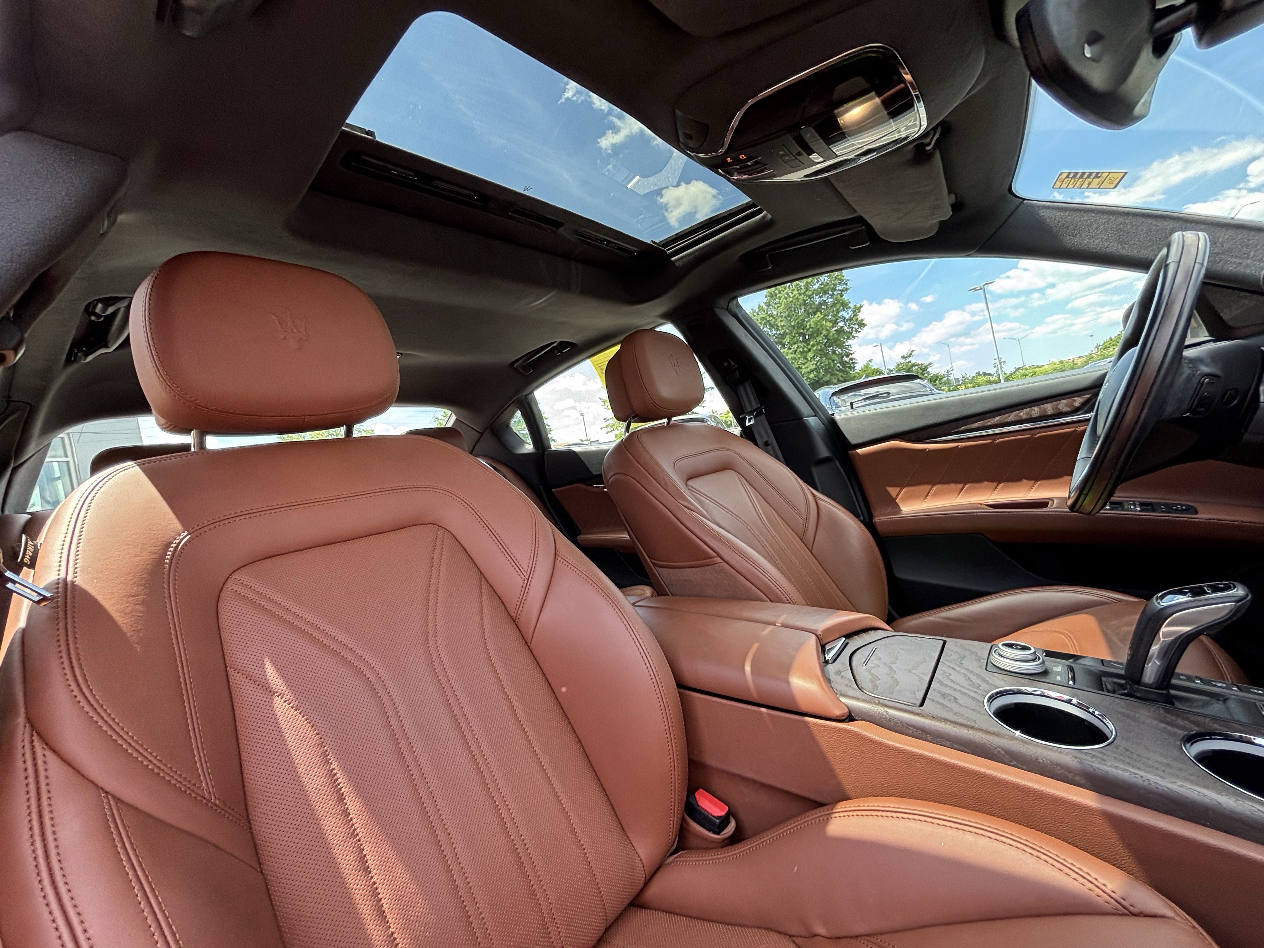 Used 2023 Maserati Quattroporte GT RWD image 31