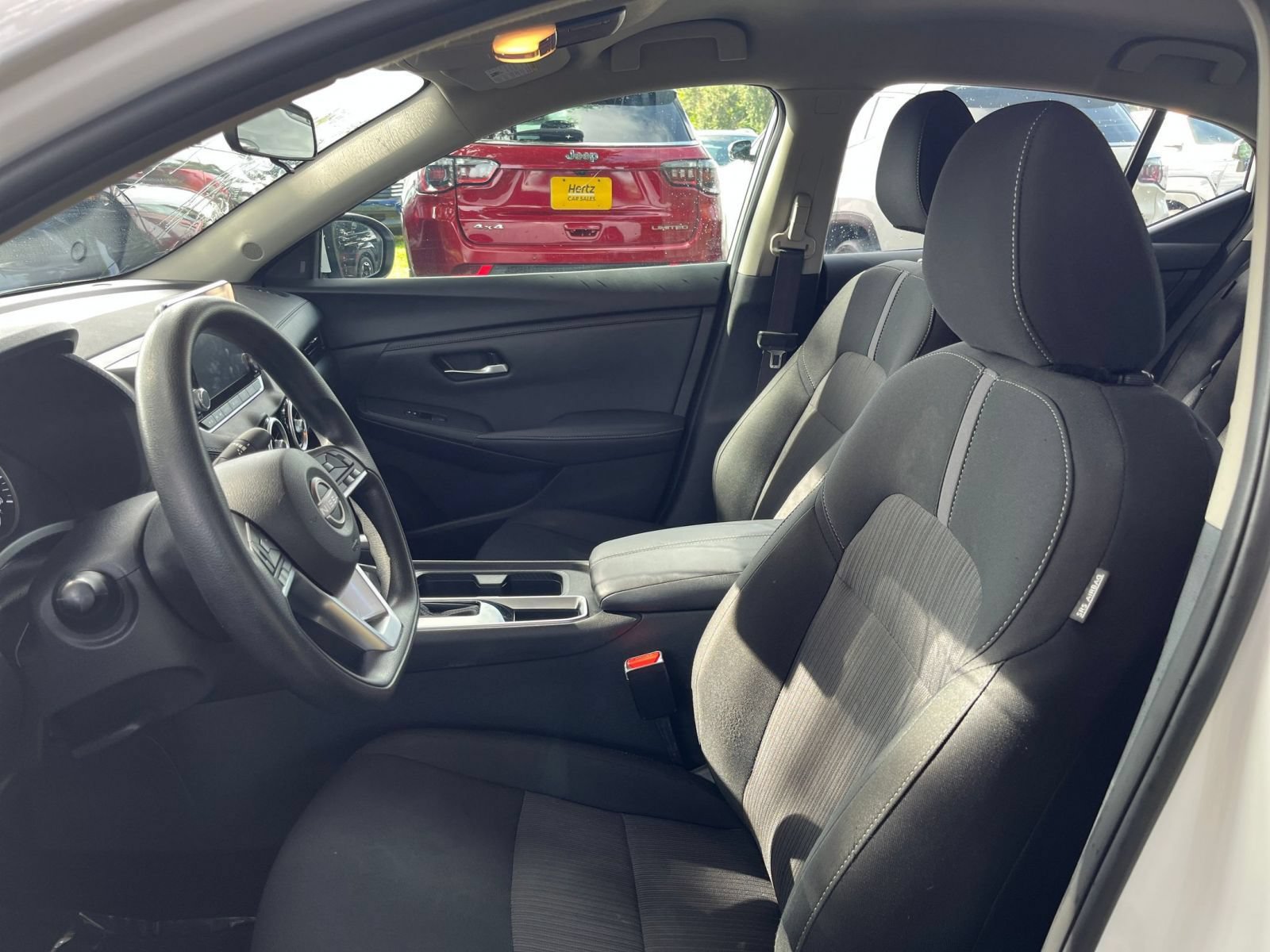 Used 2025 Nissan Sentra SV FWD image 24