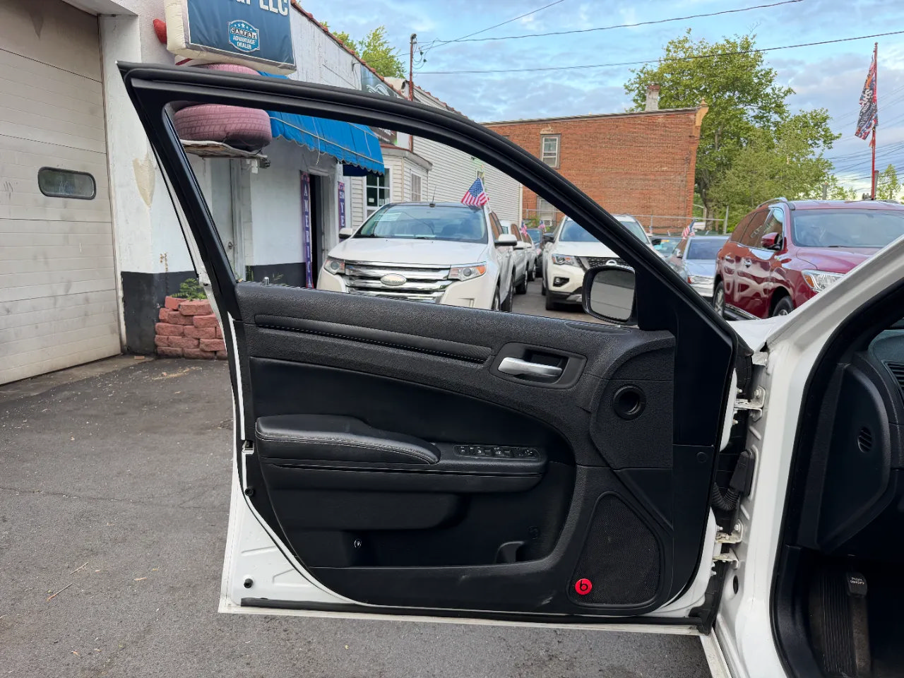 Used 2012 Chrysler 300 S RWD image 30