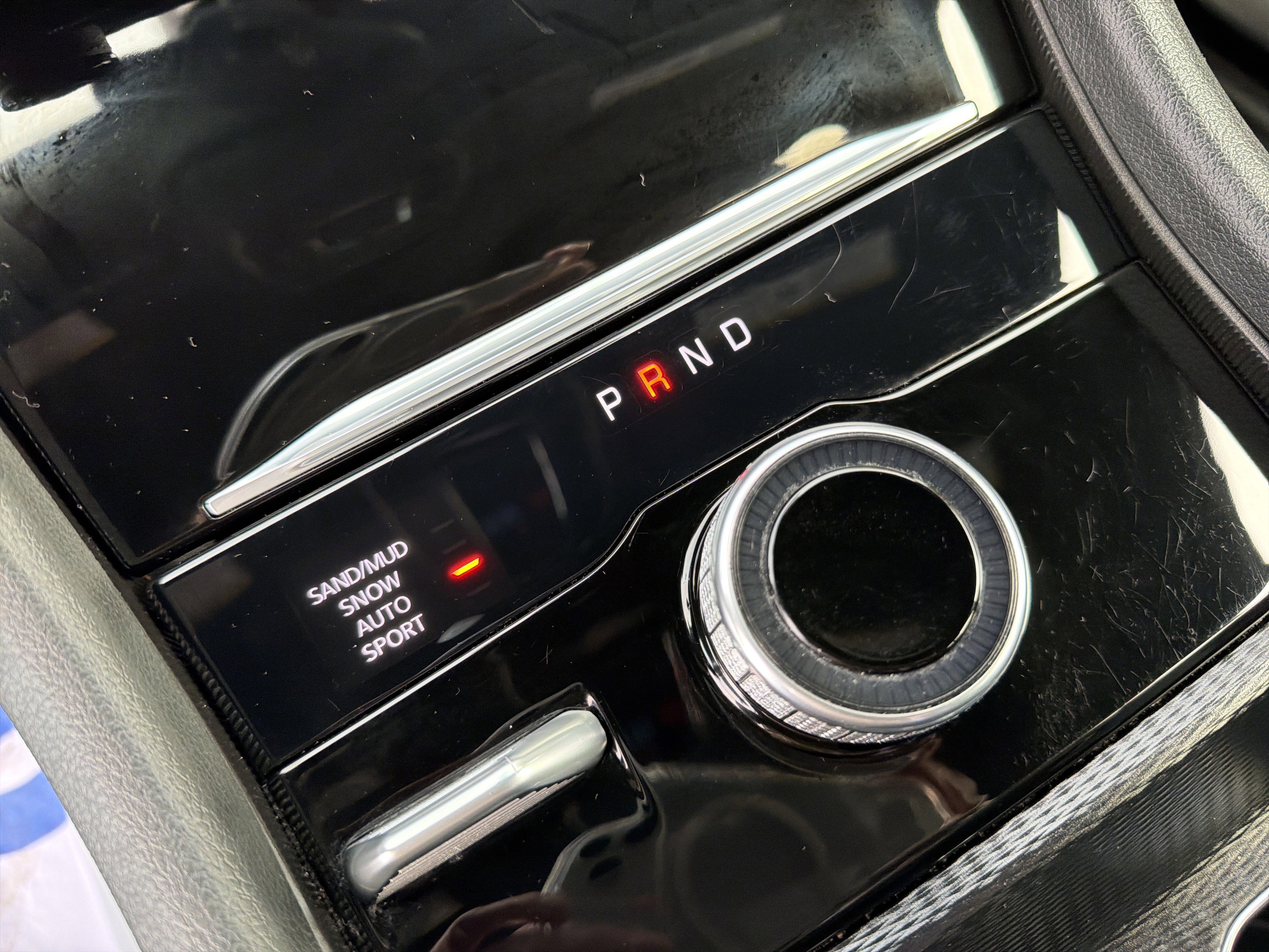 Certified 2024 Jeep Grand Cherokee L Limited w/ Luxury Tech Group II image 32