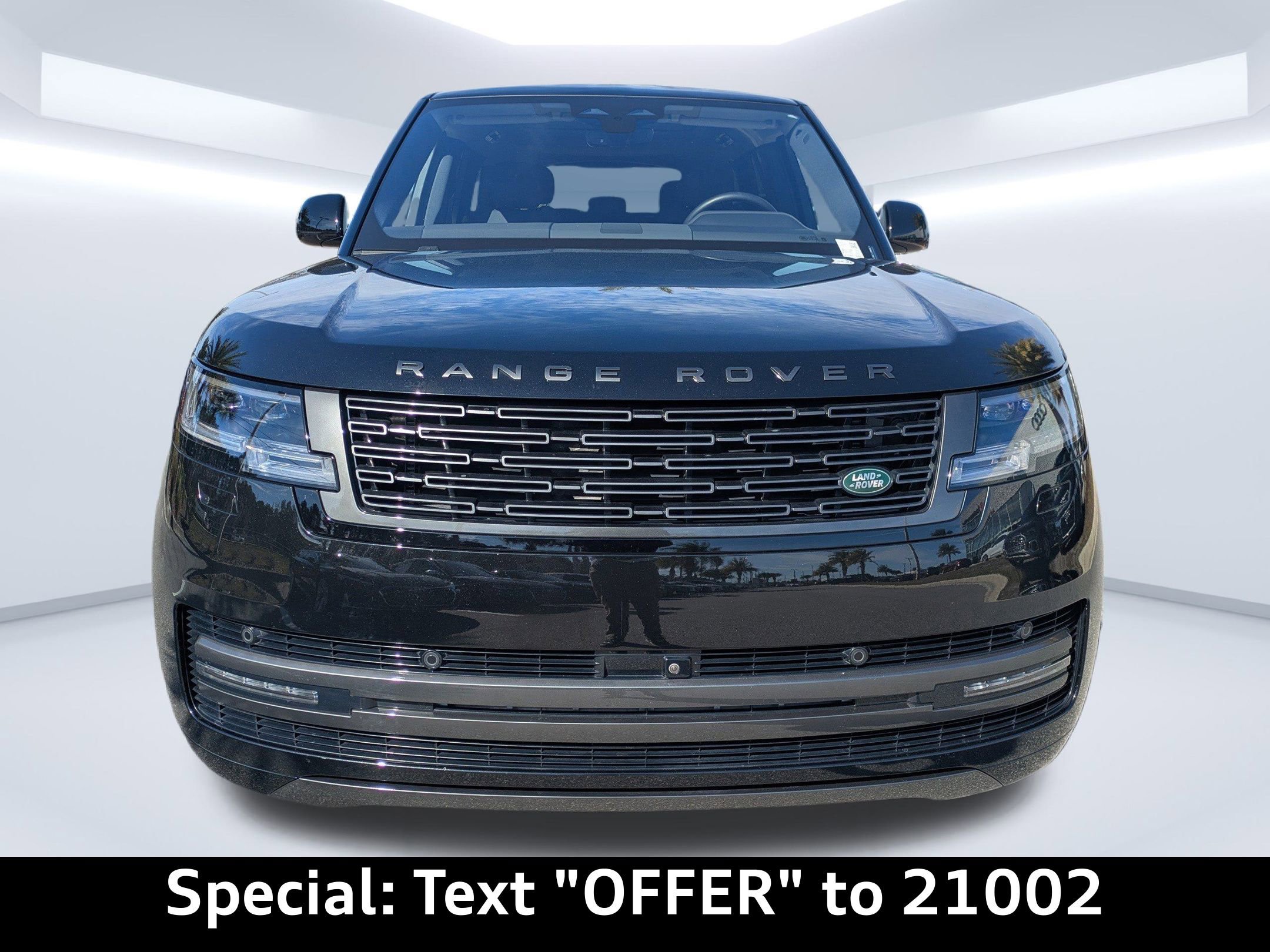 Used 2023 Land Rover Range Rover SE image 8