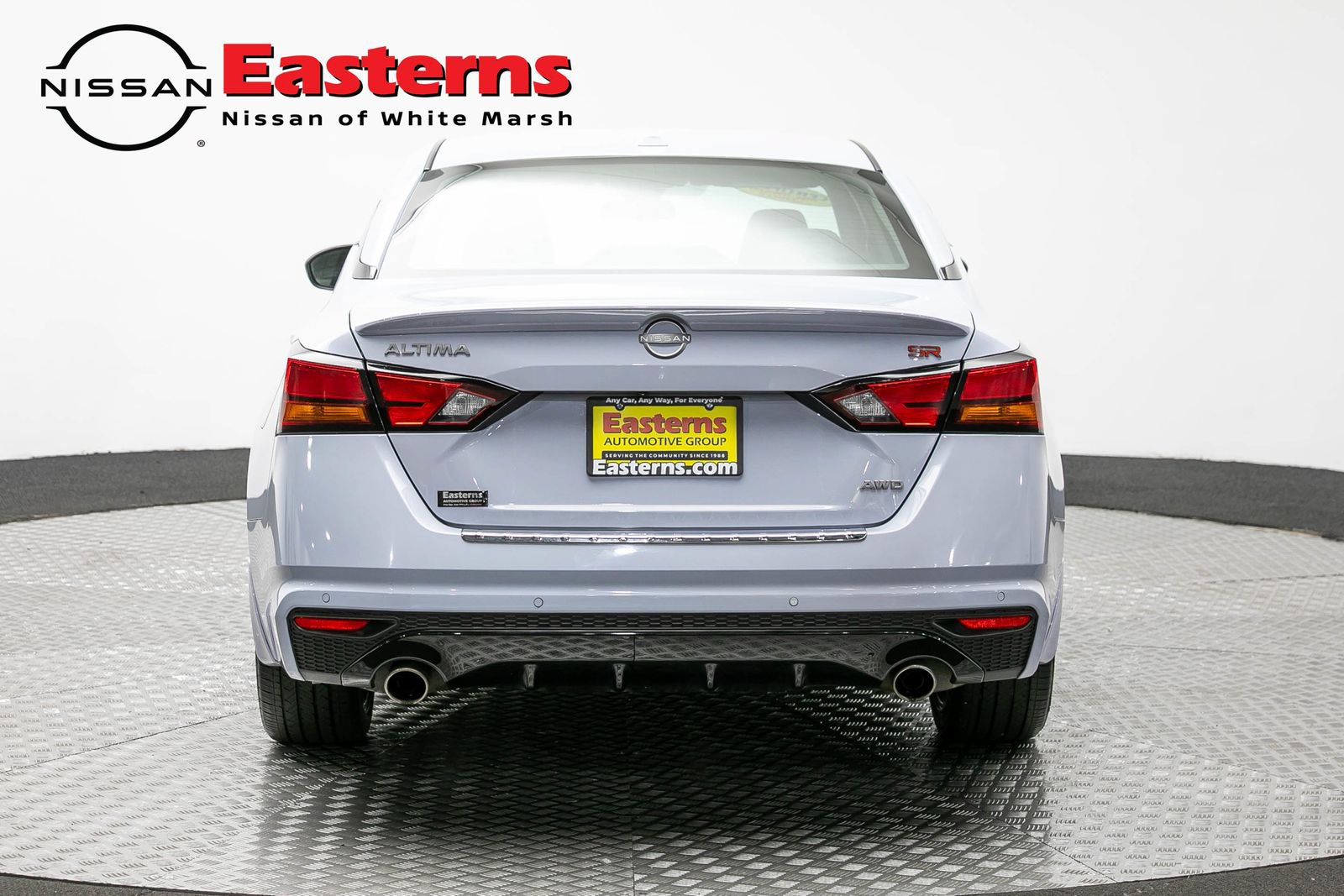 Used 2023 Nissan Altima 2.5 SR AWD/4WD image 6