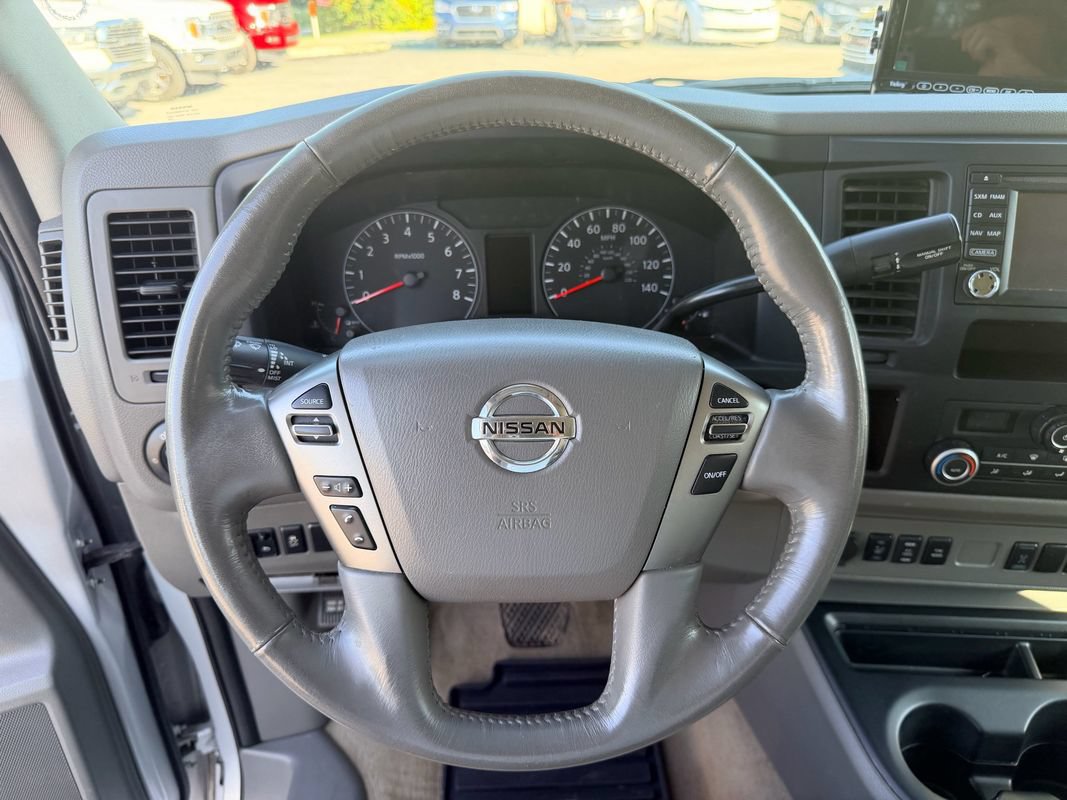 Used 2018 Nissan NV 3500 SL RWD image 18
