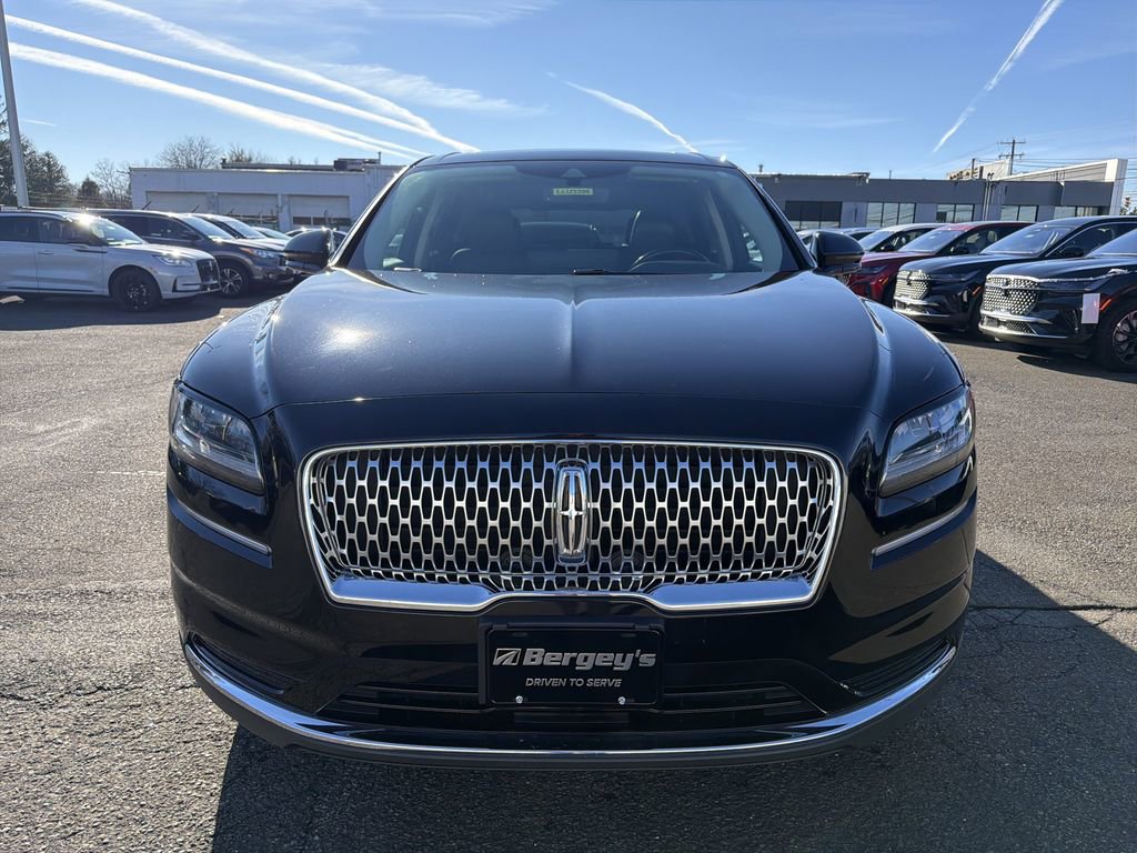 Certified 2022 Lincoln Nautilus Reserve w/ Luxury Package image 8