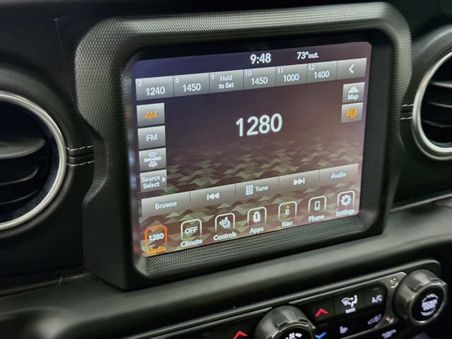 Used 2020 Jeep Wrangler Unlimited Sahara AWD/4WD image 15