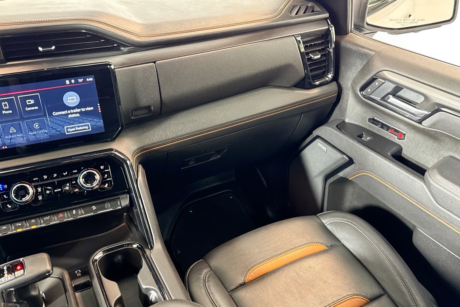 Used 2025 GMC Sierra 1500 AT4 image 21