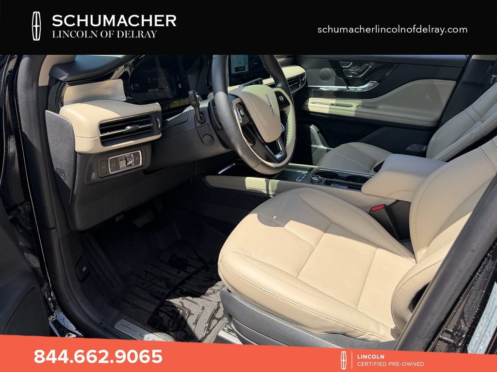 Used 2026 Lincoln Corsair Premiere FWD image 11