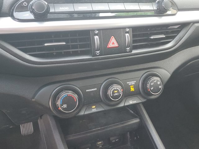 Certified 2023 Kia Forte LXS w/ LXS Technology Package FWD image 23