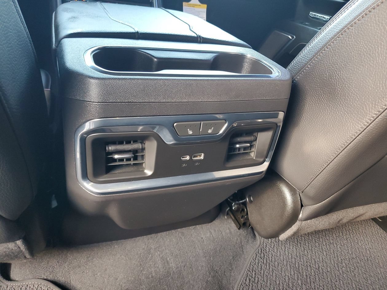 Used 2023 GMC Sierra 1500 Denali w/ Technology Package AWD/4WD image 16