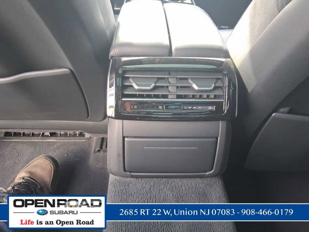 Used 2020 Audi S8 L w/ S8 Executive Package image 11