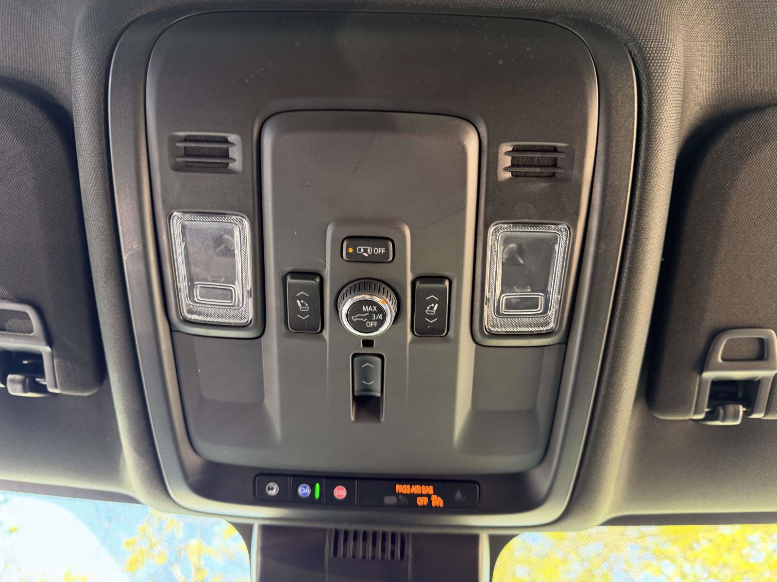 Certified 2025 GMC Yukon XL Denali AWD/4WD image 26