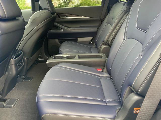 Certified 2026 INFINITI QX60 Sport w/ Dark Cargo Package AWD/4WD image 12