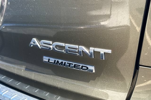 Used 2023 Subaru Ascent Limited w/ Technology Package AWD/4WD image 6