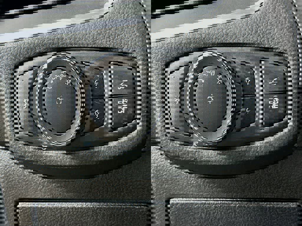 Used 2020 Ford Edge ST w/ Equipment Group 401A image 26