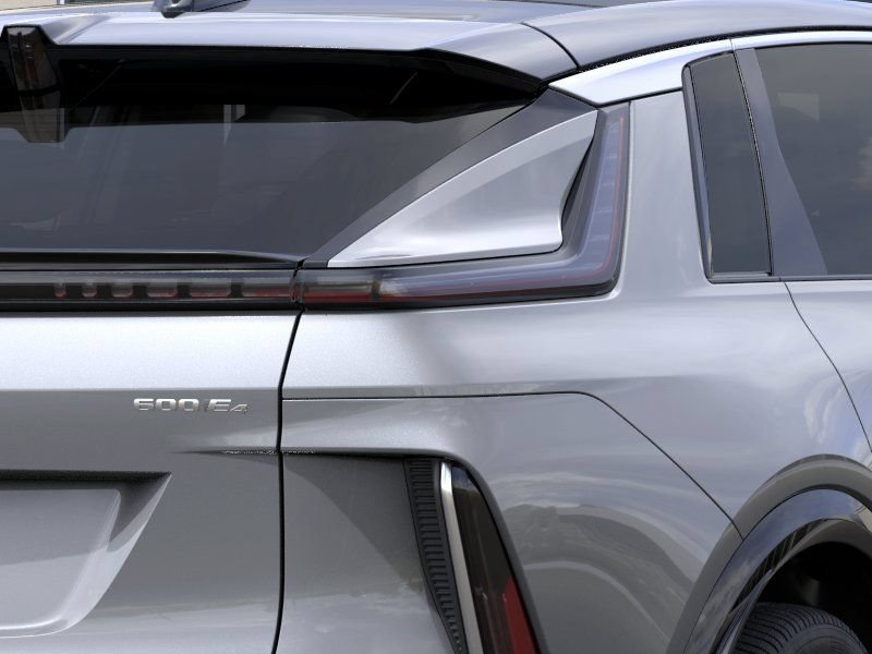 New 2026 Cadillac Lyriq Premium Luxury AWD/4WD image 11