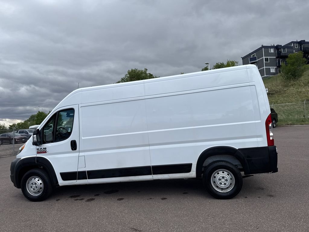 Used 2019 RAM ProMaster 2500 w/ Premium Appearance Group FWD image 5