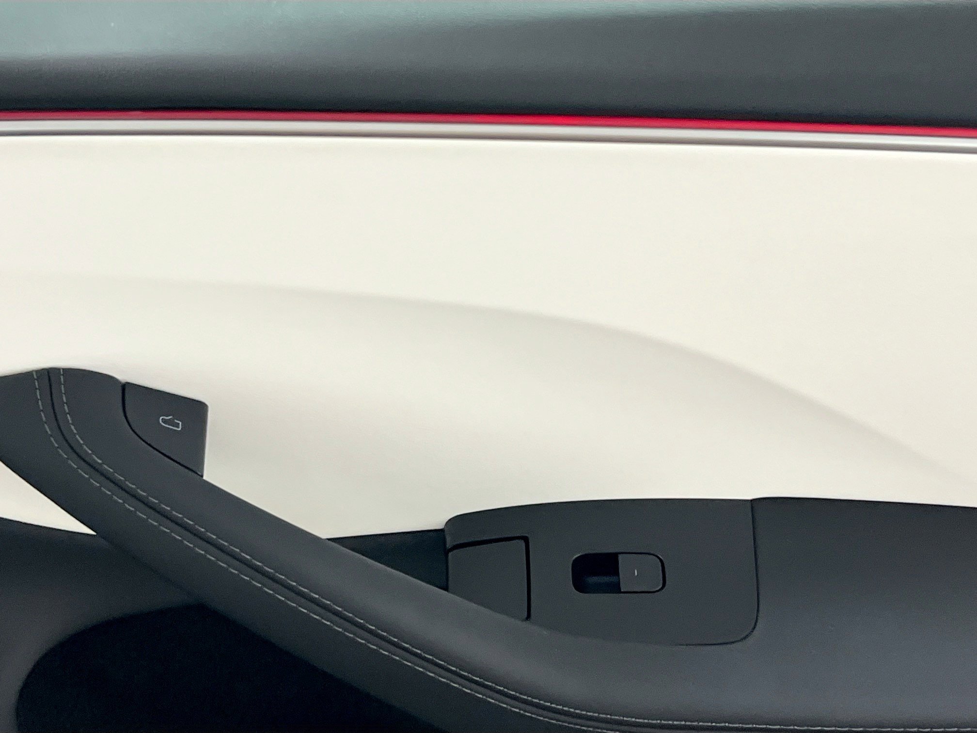 Used 2024 Tesla Model 3 Long Range image 31