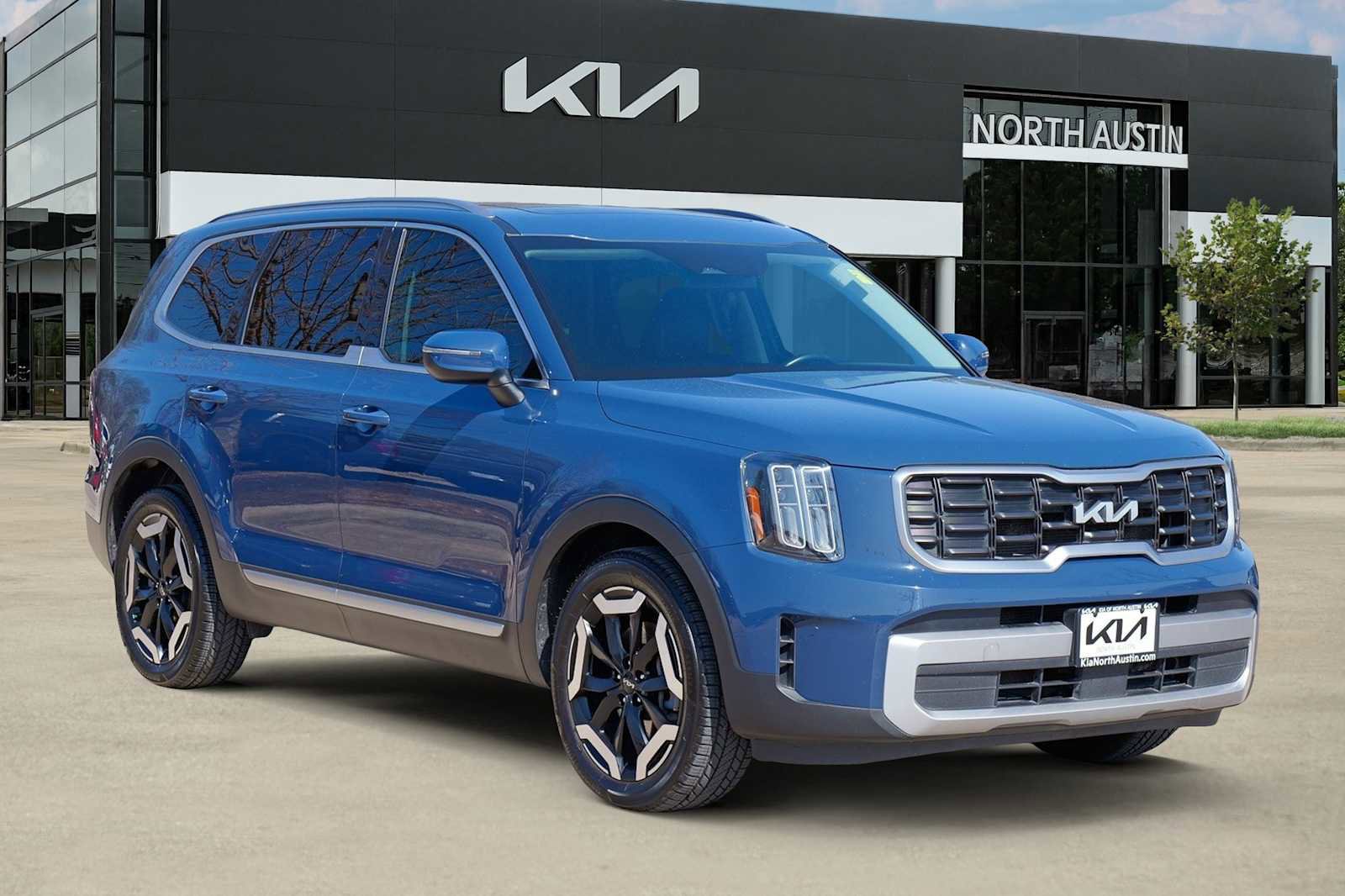 Used 2023 Kia Telluride S w/ S Sunroof Package AWD/4WD image 7
