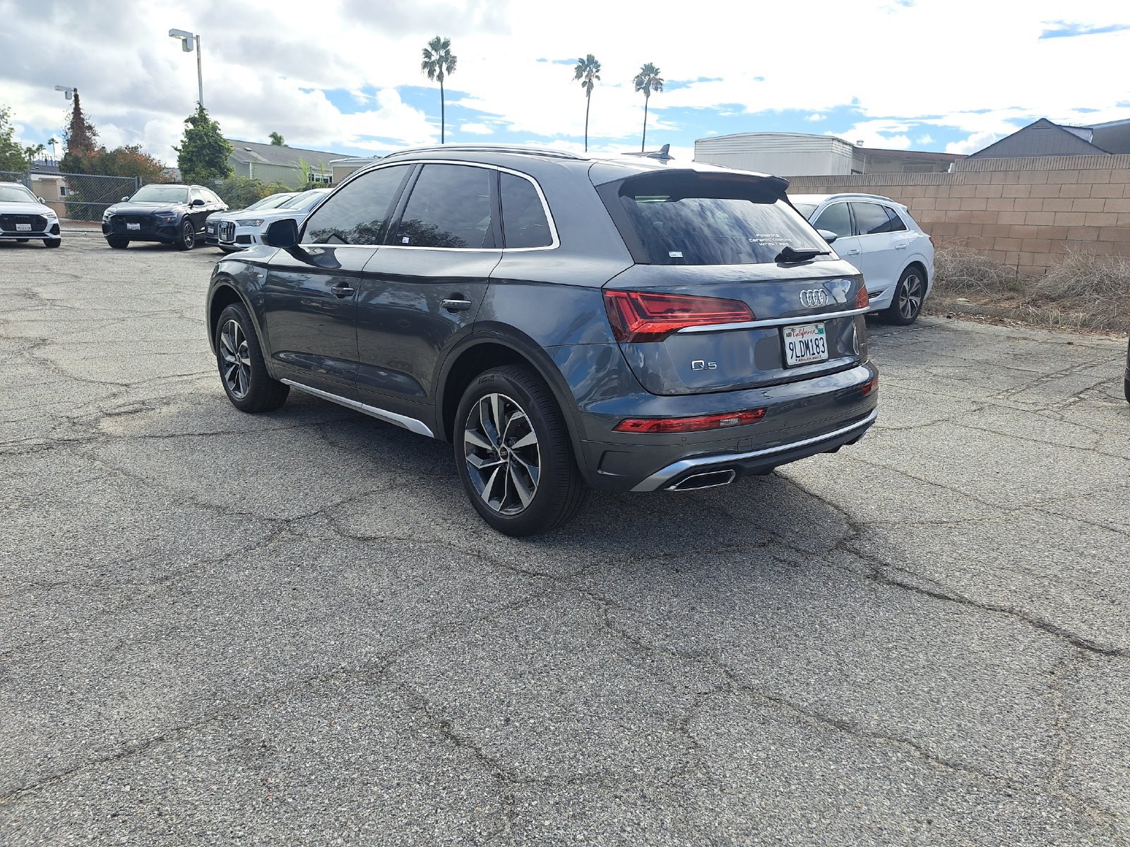 Used 2024 Audi Q5 2.0T Premium w/ Convenience Package AWD/4WD image 7