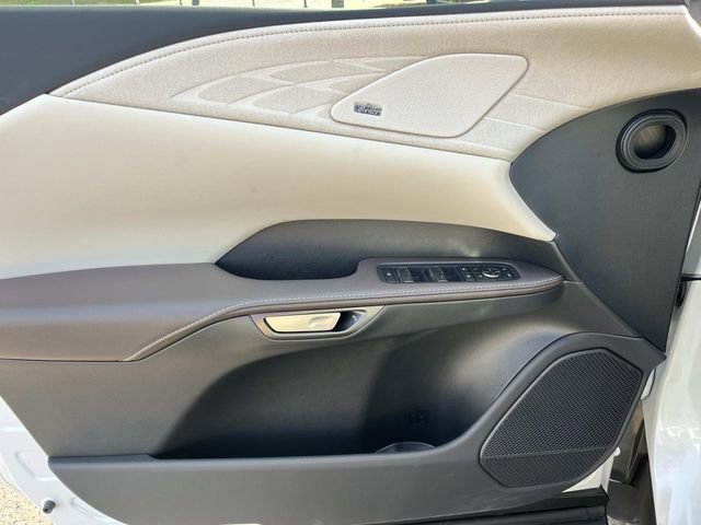 Used 2024 Lexus RX 350 AWD w/ Convenience Package image 30