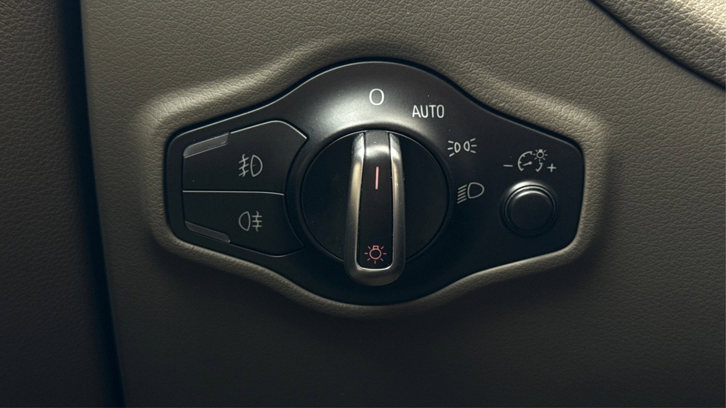 Used 2011 Audi Q5 2.0T Premium Plus image 40