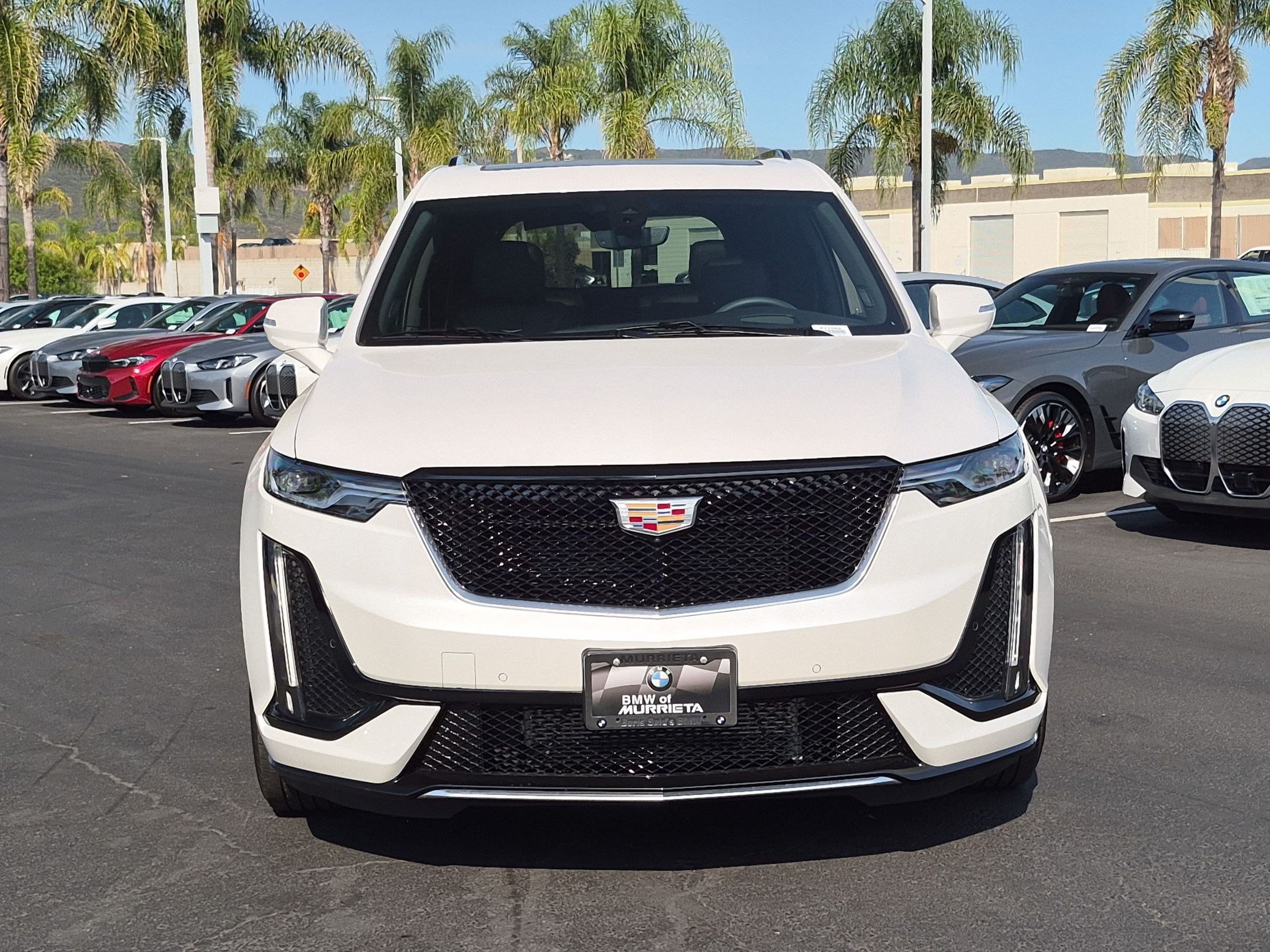 Used 2023 Cadillac XT6 Sport w/ Technology Package AWD/4WD image 3