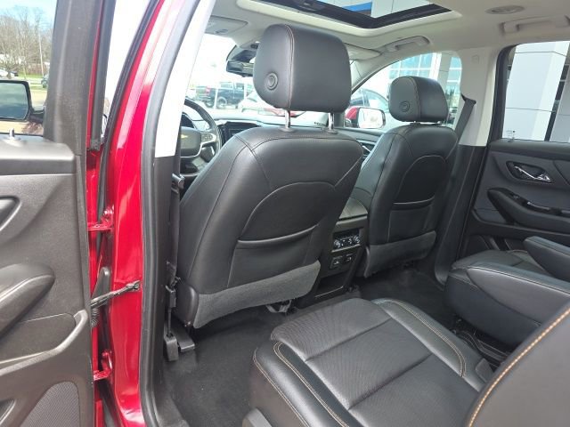 Used 2018 Chevrolet Traverse Premier AWD/4WD image 21