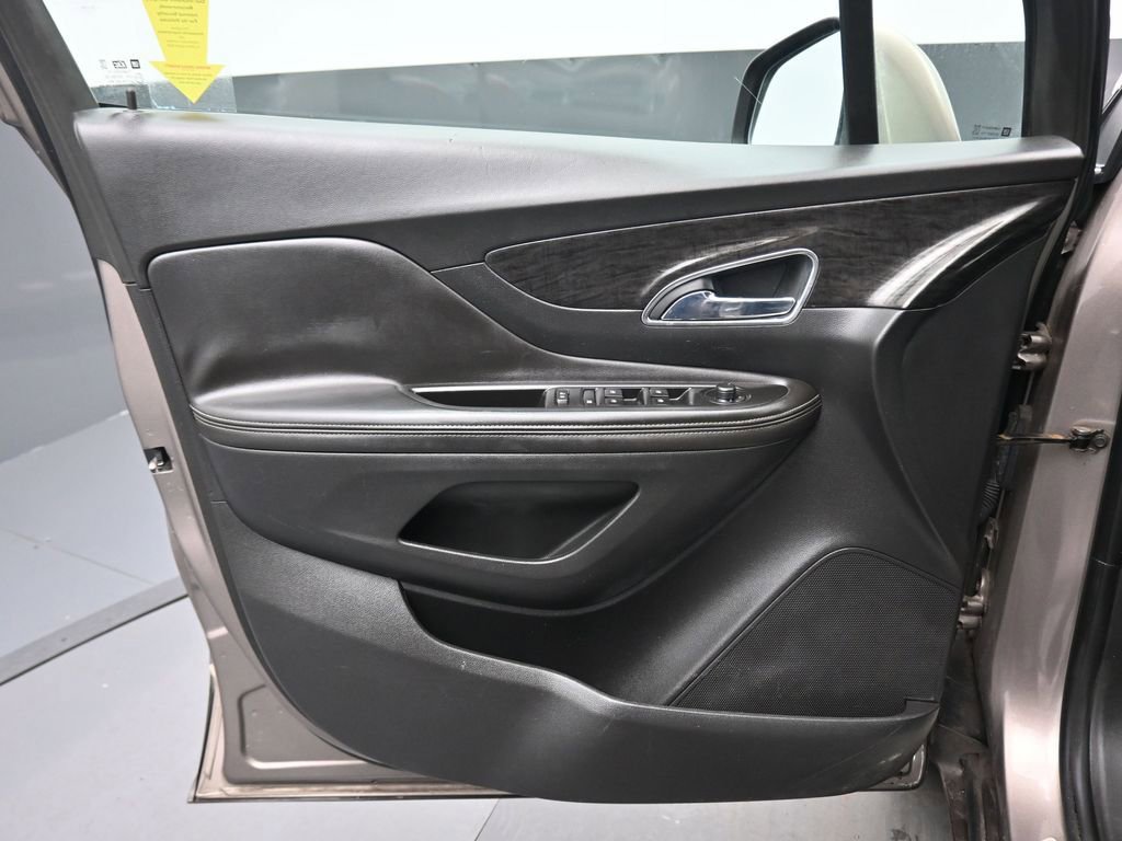Used 2015 Buick Encore FWD image 9
