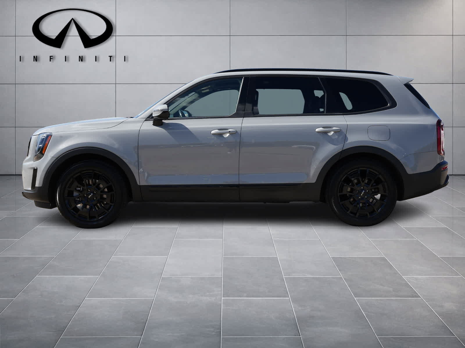 Used 2022 Kia Telluride SX w/ SX Prestige Package AWD/4WD image 4