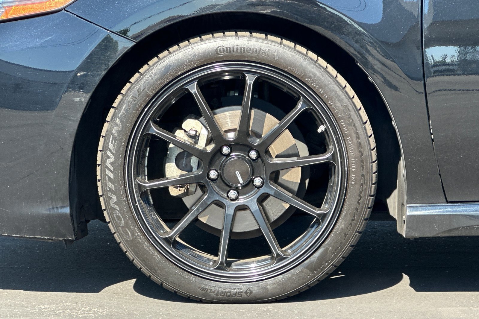 Used 2018 Toyota Camry XSE FWD image 25