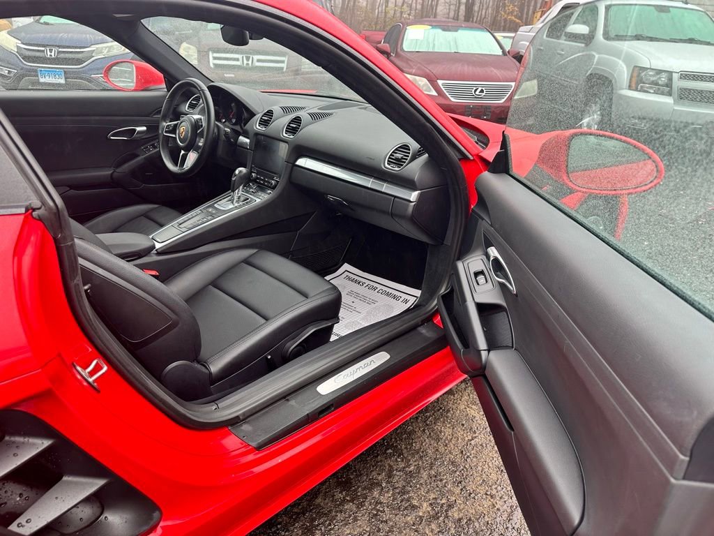 Used 2019 Porsche 718 Cayman Base image 23