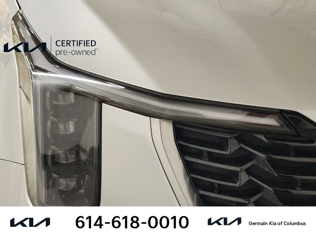 Certified 2025 Kia Sorento EX image 14